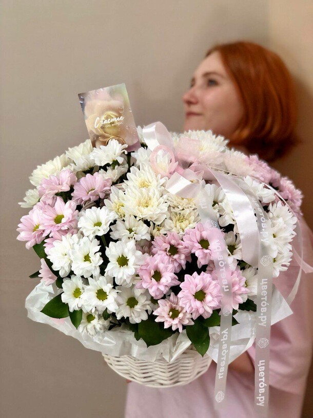 Корзина хризантем, артикул F1226850 - 8850 рублей, доставка по городу. Flawery - доставка цветов