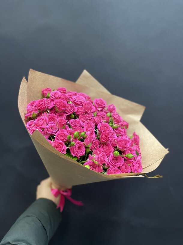 Малиновая брунеля, артикул F1098998 - 8204 рублей, доставка по городу. Flawery - доставка цветов