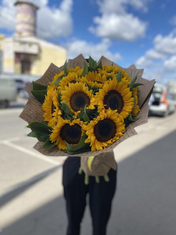 Подсолнух-15, артикул F1132210 - 12099 рублей, доставка по городу. Flawery - доставка цветов