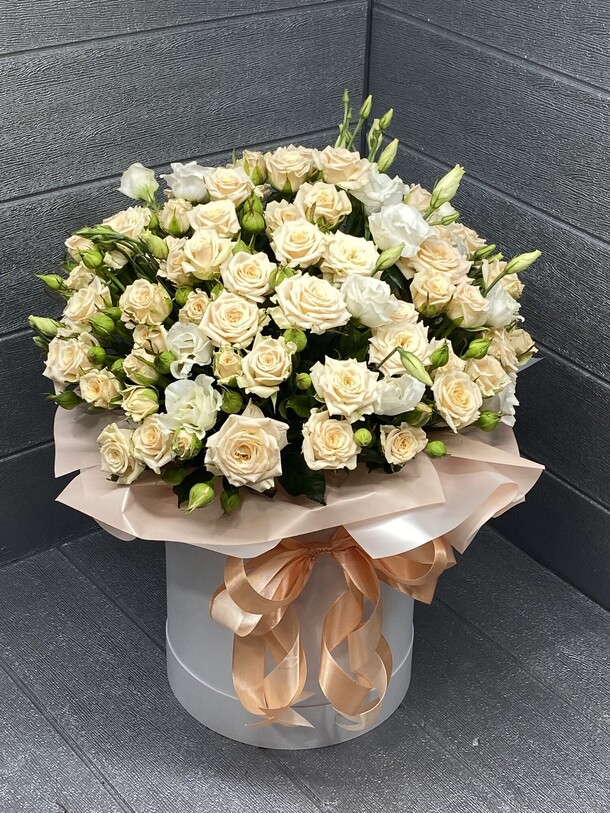 Самая нежная, артикул F1158876 - 12152 рублей, доставка по городу. Flawery - доставка цветов