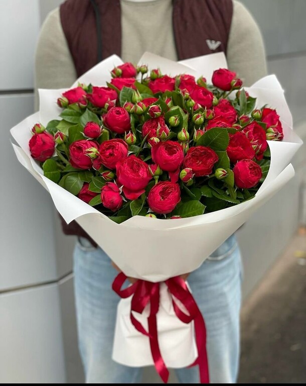 Ред пиона кустовая роза, артикул F1166679 - 19964 рублей, доставка по городу. Flawery - доставка цветов