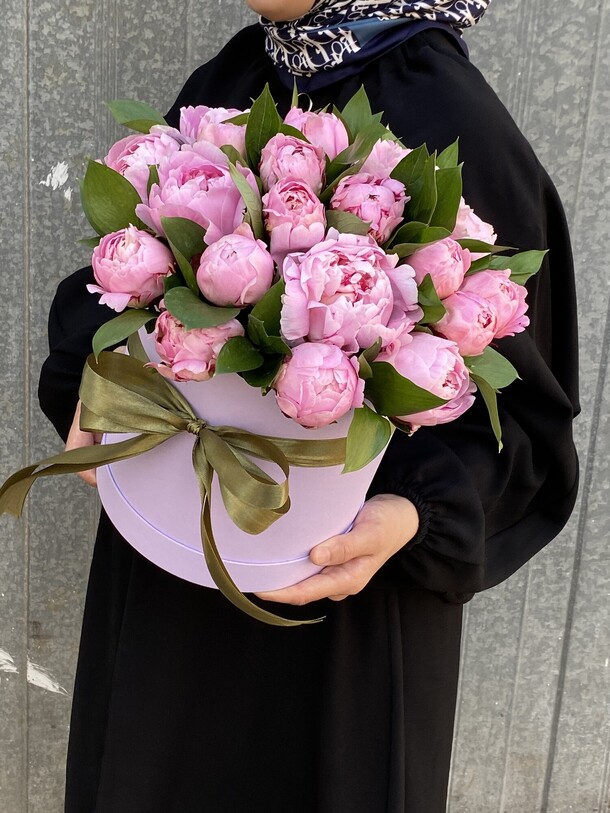 Пиона сара бернар, артикул F1187044 - 23958 рублей, доставка по городу. Flawery - доставка цветов