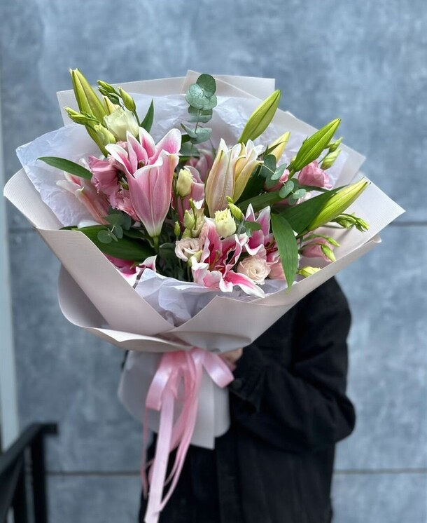 Нежный букет, артикул F1197880 - 15928 рублей, доставка по городу. Flawery - доставка цветов