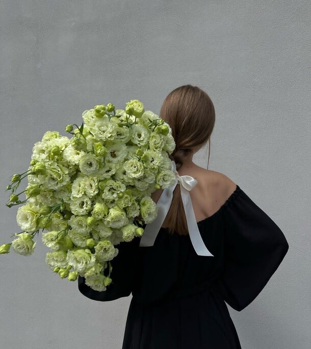 Лизиантус 19, артикул F1197885 - 14157 рублей, доставка по городу. Flawery - доставка цветов