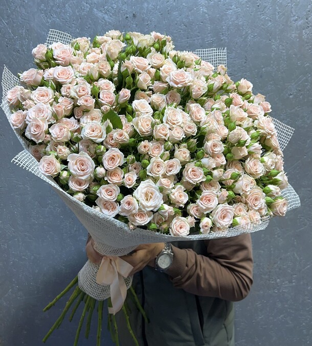 Кустовая роза лидия, артикул F1204068 - 17568 рублей, доставка по городу. Flawery - доставка цветов