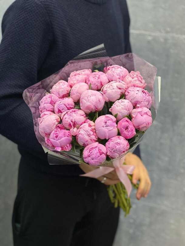 Пион сара бернар 21, артикул F1248033 - 29281 рублей, доставка по городу. Flawery - доставка цветов