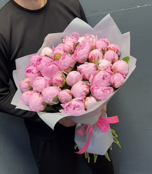 Розовый пион 35, артикул F1419969 - 41139 рублей, доставка по городу. Flawery - доставка цветов