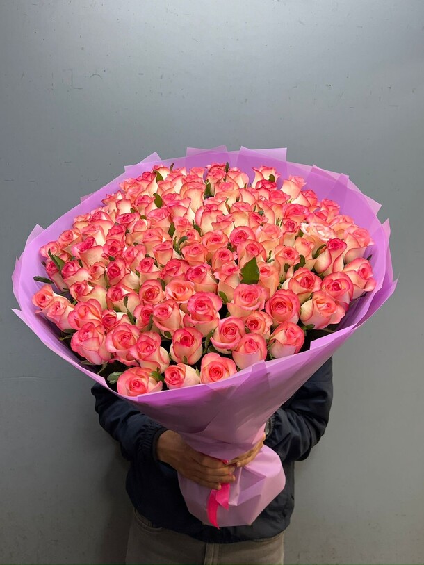 101 роза джумилия, артикул F1451862 - 27829 рублей, доставка по городу. Flawery - доставка цветов