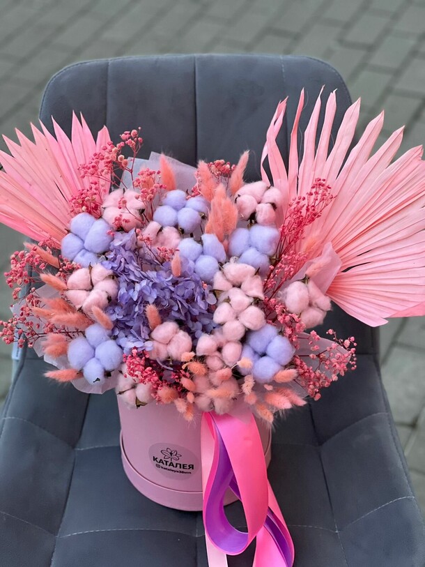 Коробочка из сухоцветов, артикул F1166915 - 8918 рублей, доставка по городу. Flawery - доставка цветов