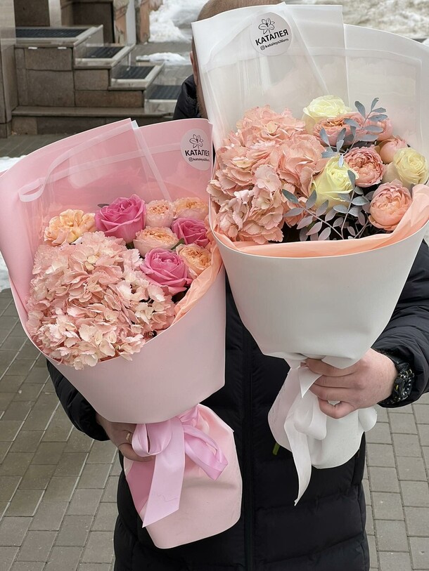 Букет из гортензии, артикул F1174414 - 4477 рублей, доставка по городу. Flawery - доставка цветов