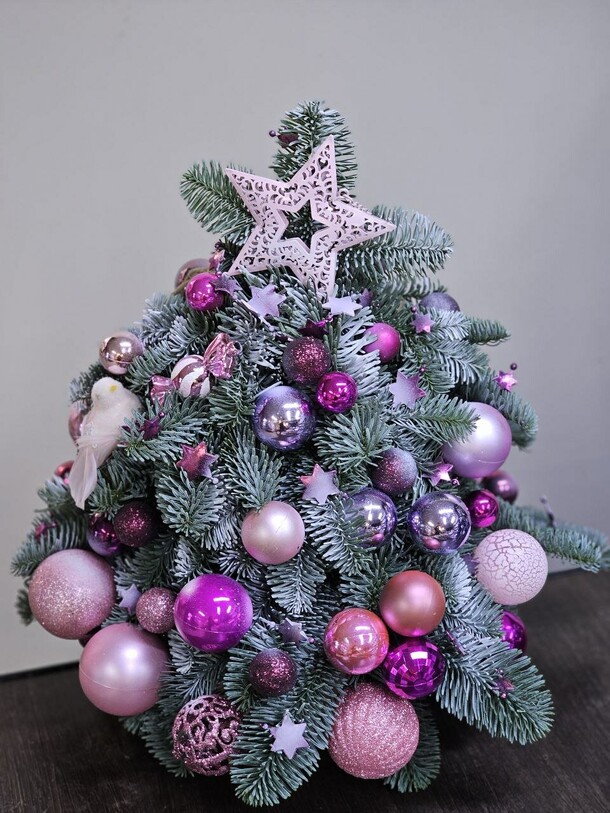 Елка, артикул F1238834 - 8918 рублей, доставка по городу. Flawery - доставка цветов