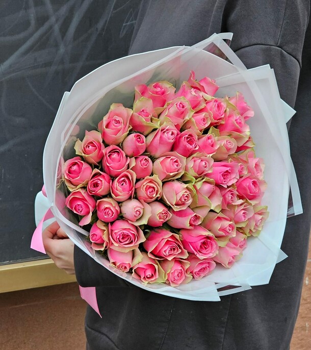 Букет из нежных роз, артикул F1340438 - 9790 рублей, доставка по городу. Flawery - доставка цветов