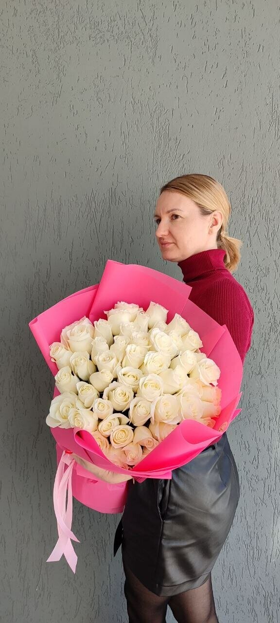 51 роза, артикул F1409803 - 18900 рублей, доставка по городу. Flawery - доставка цветов