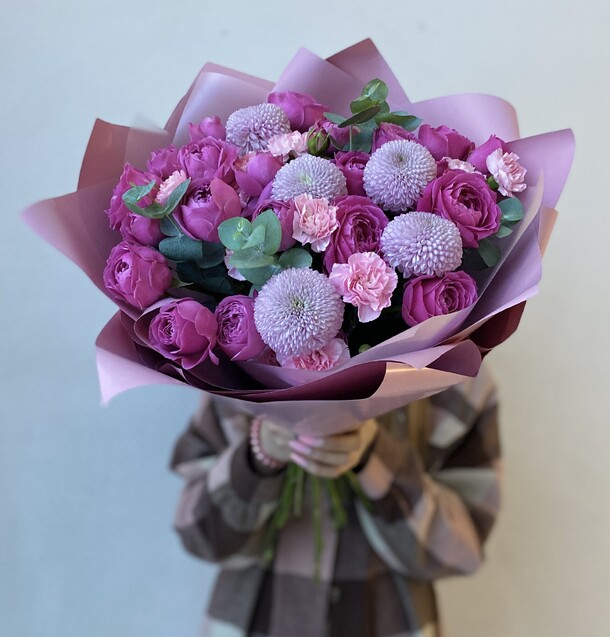 Пионовидные розы и хризантемы, артикул F1232247 - 5225 рублей, доставка по городу. Flawery - доставка цветов