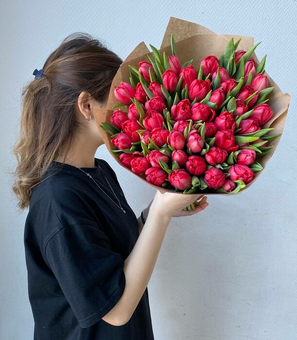 Тюльпаны, артикул F1263763 - 13100 рублей, доставка по городу. Flawery - доставка цветов