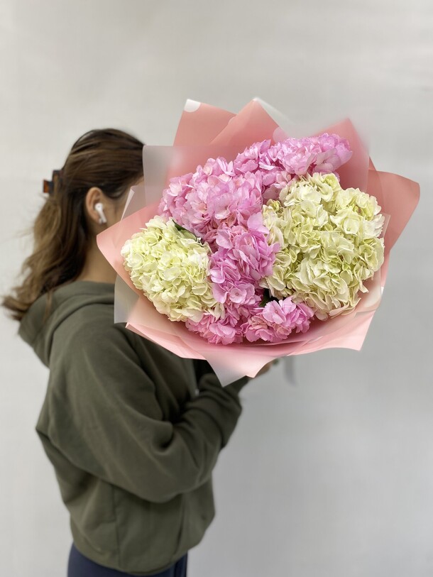Гортензии, артикул F1263944 - 7200 рублей, доставка по городу. Flawery - доставка цветов