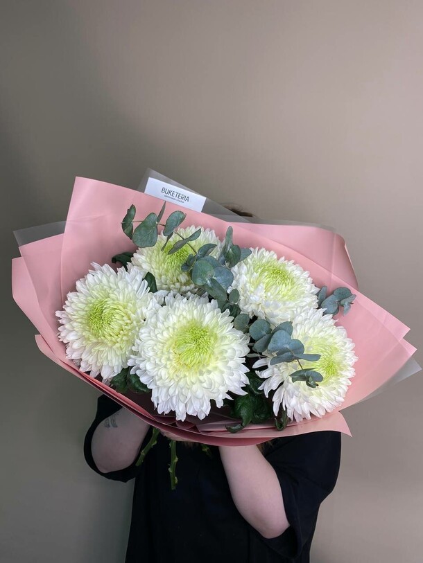 Белые хризантемы, артикул F1415958 - 3190 рублей, доставка по городу. Flawery - доставка цветов