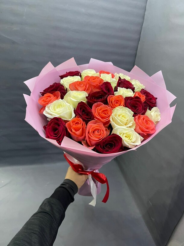 Красивый микс, артикул F1165330 - 12100 рублей, доставка по городу. Flawery - доставка цветов