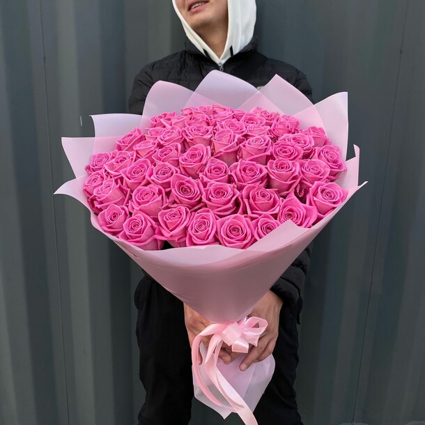 Букет из роз аква, артикул F1165331 - 28529 рублей, доставка по городу. Flawery - доставка цветов