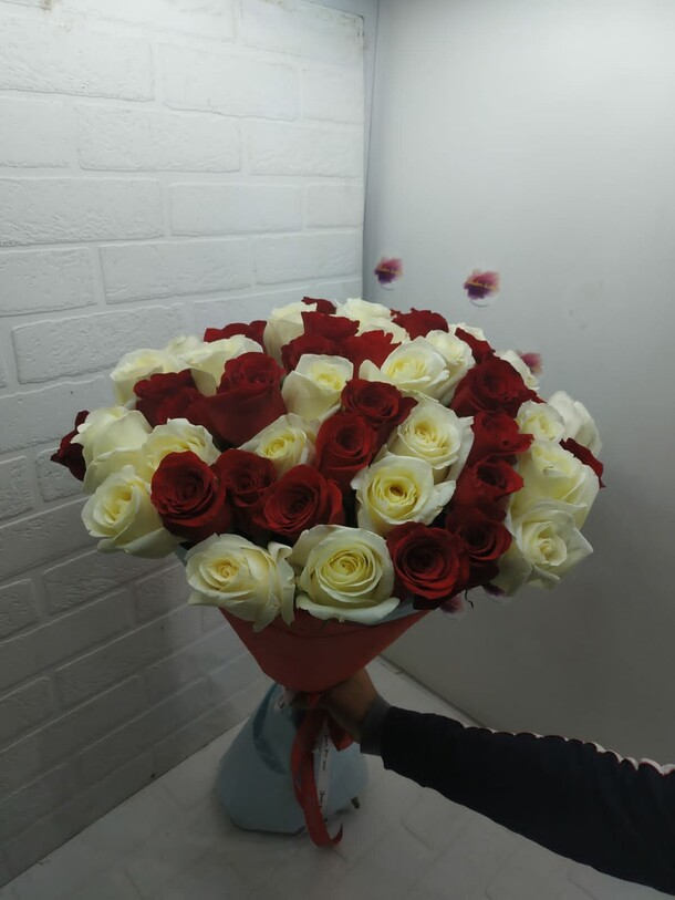 Микс эквадор, артикул F1165364 - 54450 рублей, доставка по городу. Flawery - доставка цветов