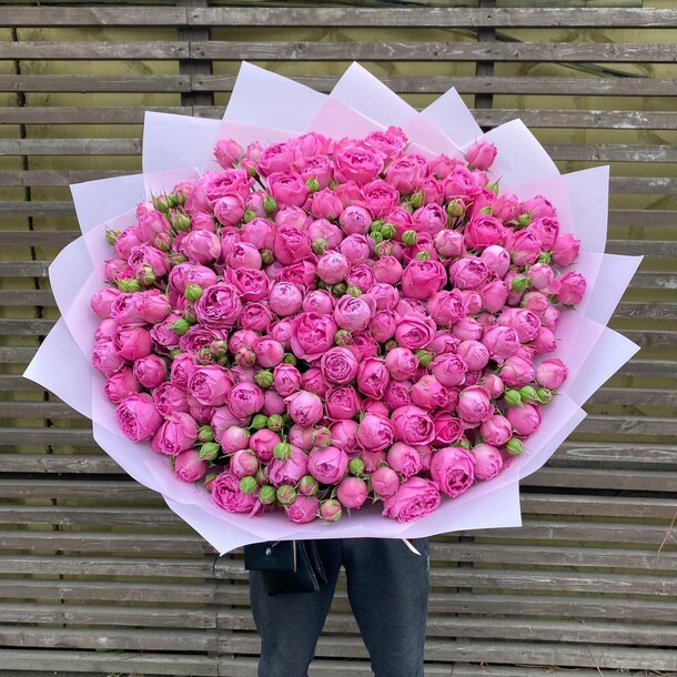 Пионовидные кустовые розы, артикул F1165808 - 145679 рублей, доставка по городу. Flawery - доставка цветов