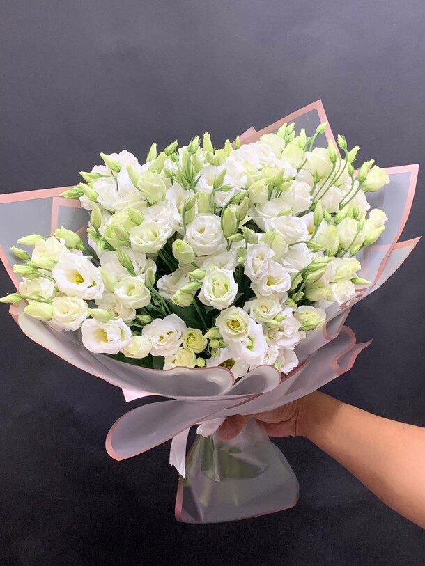 Букет из эустом, артикул F1167248 - 30855 рублей, доставка по городу. Flawery - доставка цветов