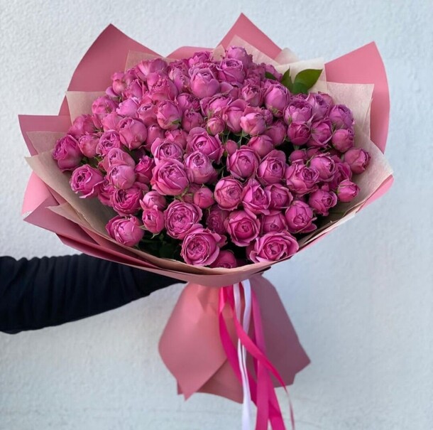 Кустовые розы, артикул F1168185 - 51874 рублей, доставка по городу. Flawery - доставка цветов