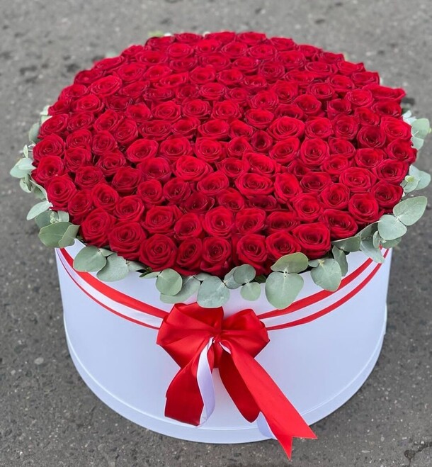 Вип коробка, артикул F1168186 - 77596 рублей, доставка по городу. Flawery - доставка цветов