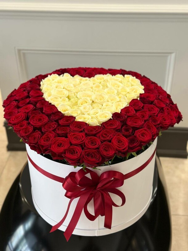 Признание в любви ❤️, артикул F1192880 - 66550 рублей, доставка по городу. Flawery - доставка цветов