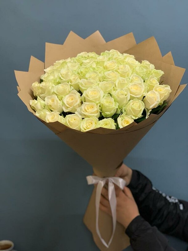 Аваланч 31шт, артикул F1207367 - 12100 рублей, доставка по городу. Flawery - доставка цветов