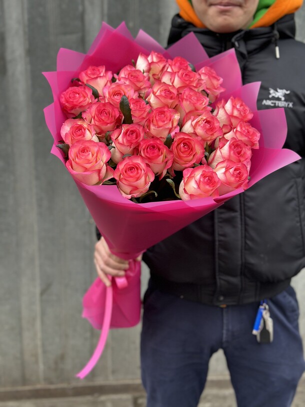 Розы джумилия (25шт), артикул F1274811 - 16335 рублей, доставка по городу. Flawery - доставка цветов