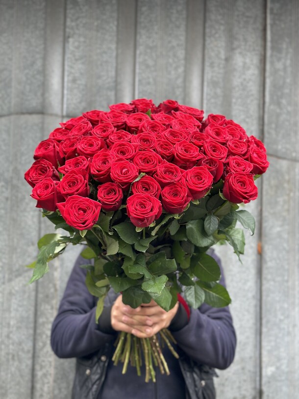 51 под ленту, артикул F1274813 - 21175 рублей, доставка по городу. Flawery - доставка цветов