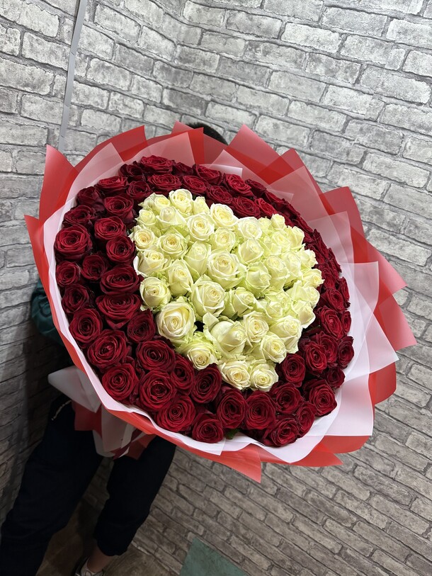 Букет ♥️ сердце, артикул F1277922 - 59289 рублей, доставка по городу. Flawery - доставка цветов