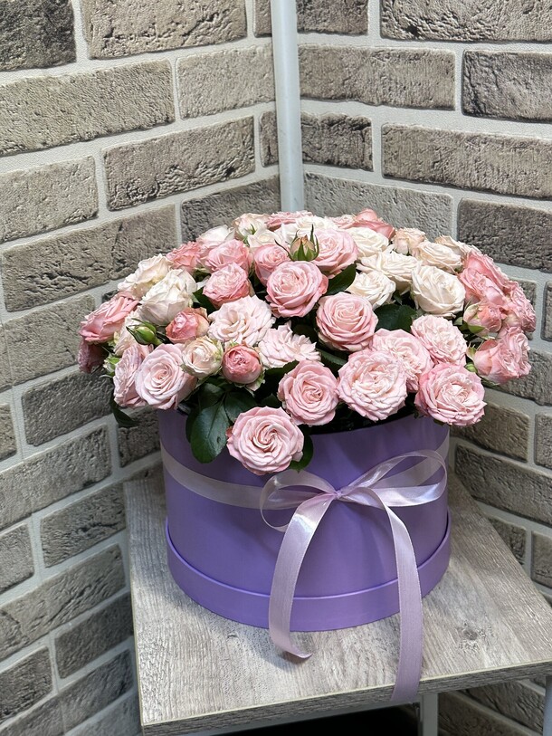 Шляпная коробка, артикул F1311315 - 32065 рублей, доставка по городу. Flawery - доставка цветов