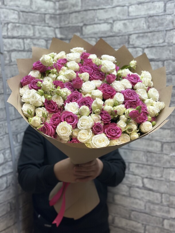 Бомбические розы, артикул F1367916 - 52029 рублей, доставка по городу. Flawery - доставка цветов