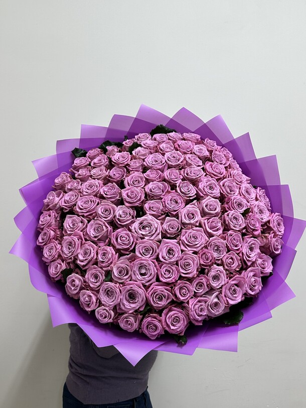 Роза меритим 101шт, артикул F1388206 - 35000 рублей, доставка по городу. Flawery - доставка цветов