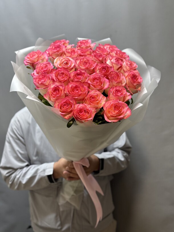 Розы из джумилия (29 шт), артикул F1412299 - 7500 рублей, доставка по городу. Flawery - доставка цветов