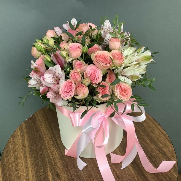 Композиция💐, артикул F1389073 - 5790 рублей, доставка по городу. Flawery - доставка цветов