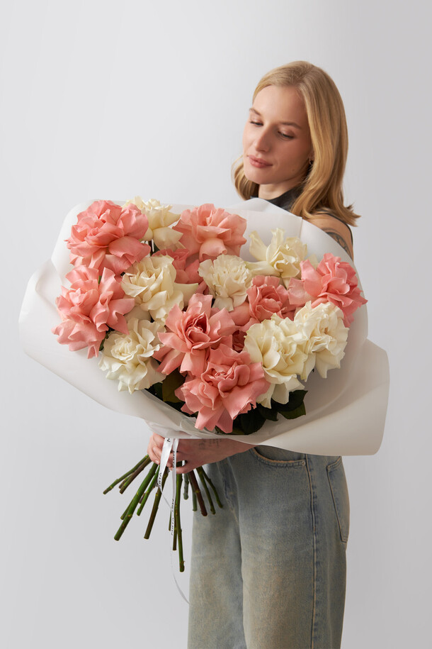 Бал роз, артикул F1373994 - 8500 рублей, доставка по городу. Flawery - доставка цветов