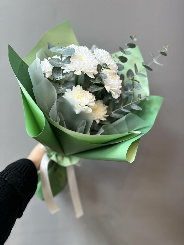 Букет из хризантемы, артикул F1533481 - 2509 рублей, доставка по городу. Flawery - доставка цветов