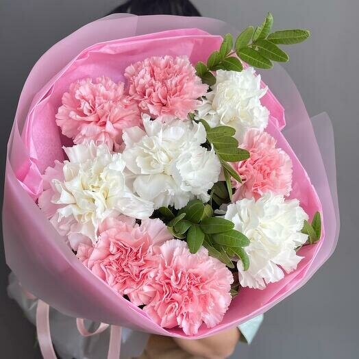 Идеальный букет для девушки . Стильный, стойкий, ароматный. Акция и не дорогой, артикул F1447535 - 2600 рублей, доставка по городу. Flawery - доставка цветов