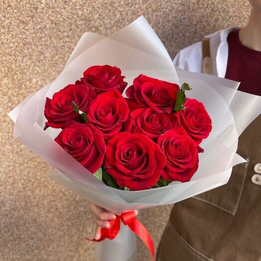 9 роз красных, артикул F1448202 - 4350 рублей, доставка по городу. Flawery - доставка цветов
