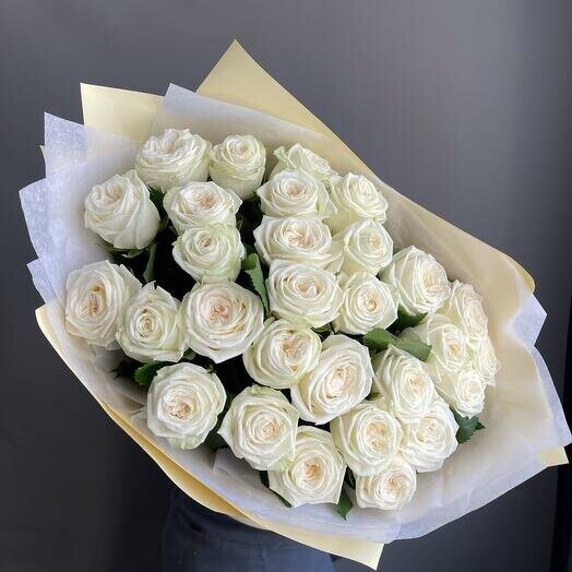 29 роз белых, артикул F1448745 - 13500 рублей, доставка по городу. Flawery - доставка цветов