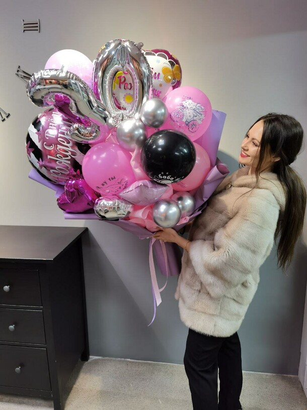 Букет из шаров вау-эффект, артикул F1174090 - 4500 рублей, доставка по городу. Flawery - доставка цветов