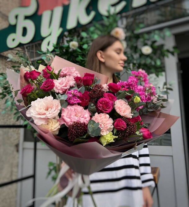 Авторский букет 78, артикул F1196579 - 11000 рублей, доставка по городу. Flawery - доставка цветов