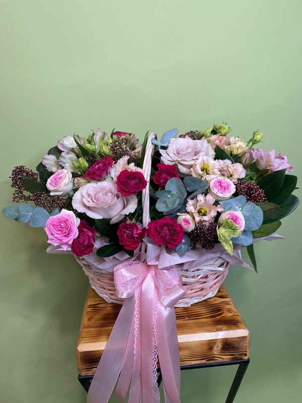 Корзина цветов, артикул F1202565 - 27500 рублей, доставка по городу. Flawery - доставка цветов