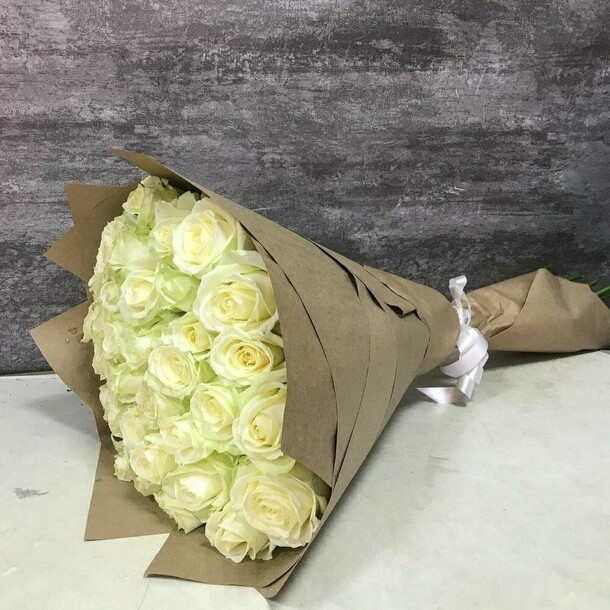 Белые розы, артикул F1170857 - 22100 рублей, доставка по городу. Flawery - доставка цветов