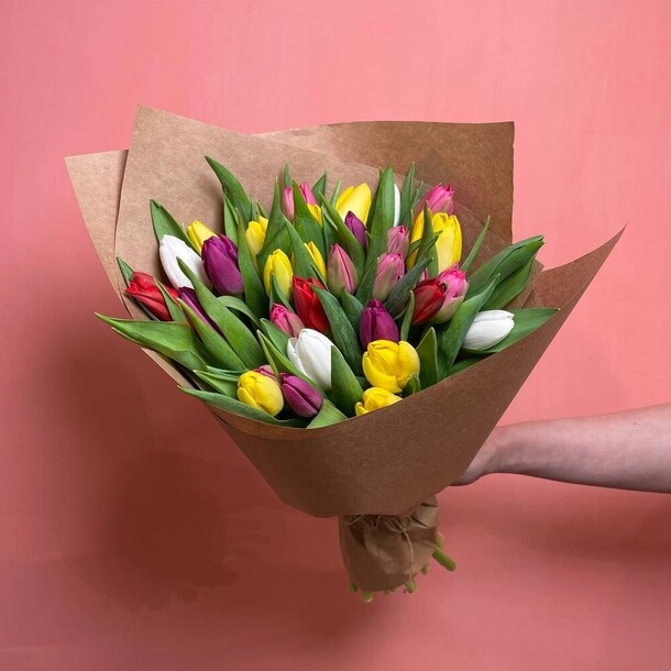 Тюльпан, артикул F1174773 - 15572 рублей, доставка по городу. Flawery - доставка цветов