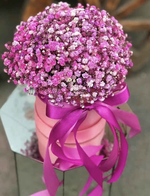 Коробочка с гипсофилой, артикул F1171605 - 4900 рублей, доставка по городу. Flawery - доставка цветов