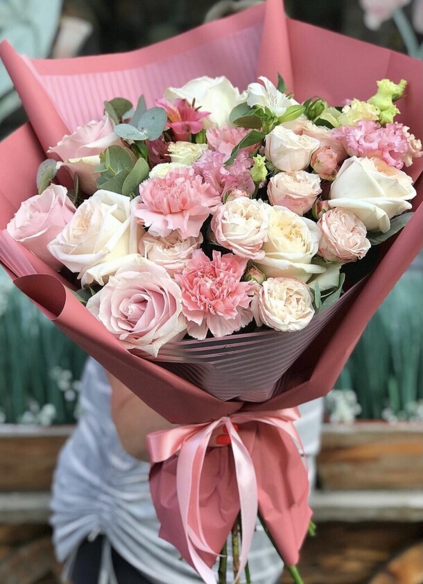 Букет «нежность», артикул F1178084 - 9500 рублей, доставка по городу. Flawery - доставка цветов